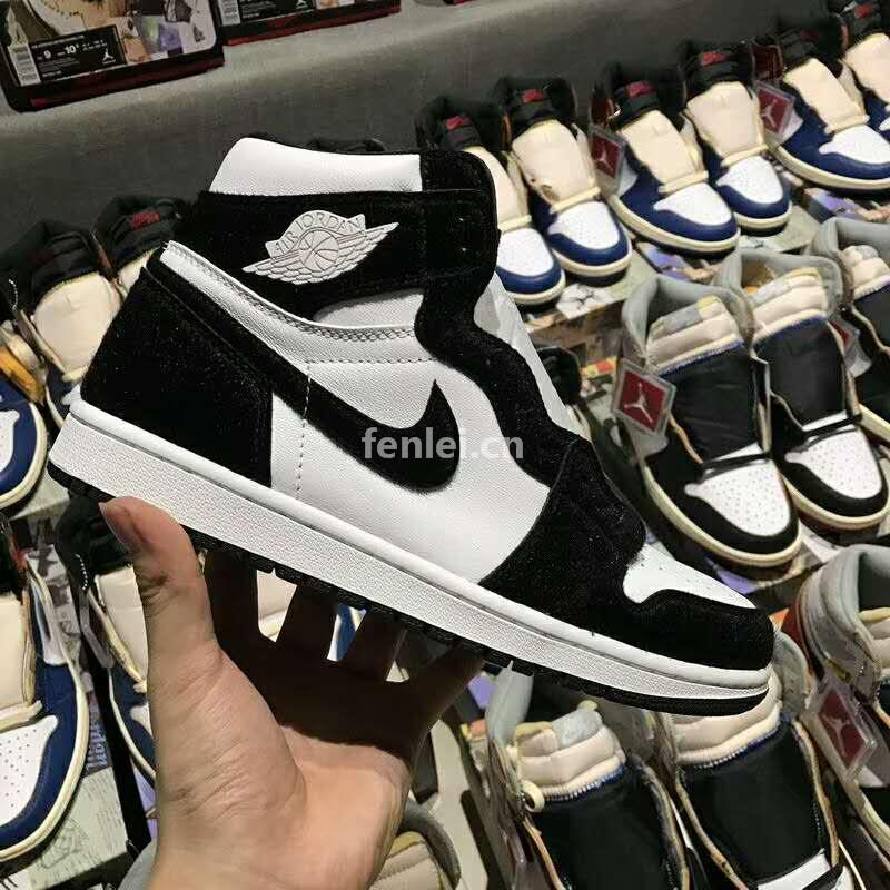 潮牌厚底鞋做代理是真的 